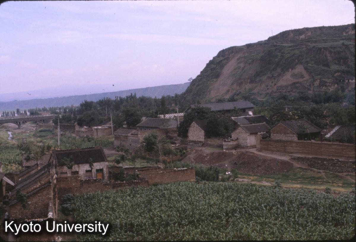 51-11_民居 潼関付近 (1)