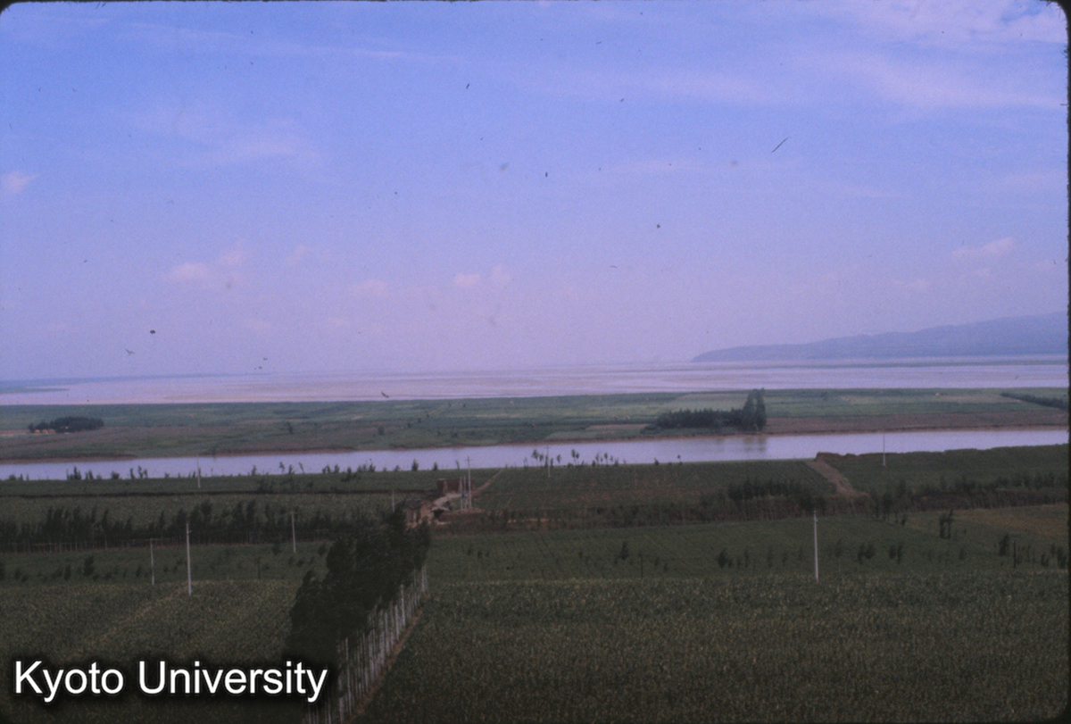 51-16_黄河（向う側）渭河（手前） 潼関側より (1)