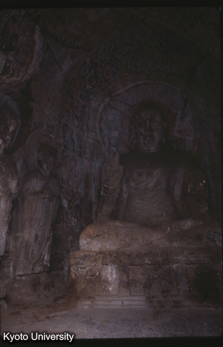 51-19_洛陽 龍門石窟 賓陽北洞 (1)