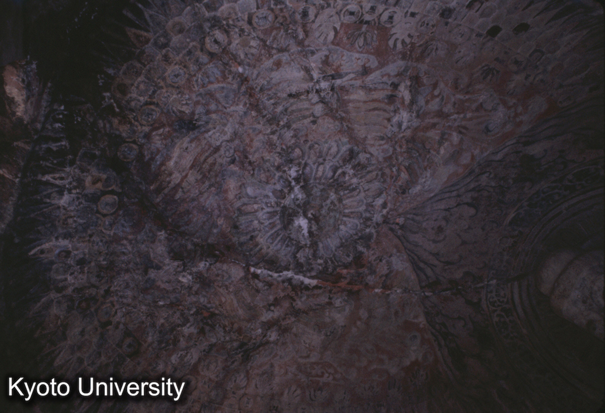 51-23_龍門 賓陽中洞 藻井と背光 (1)