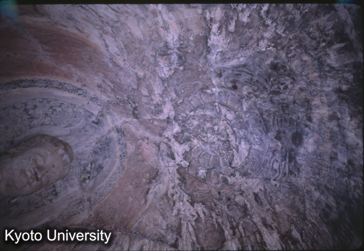 51-32_龍門 賓陽北洞 藻井 (1)