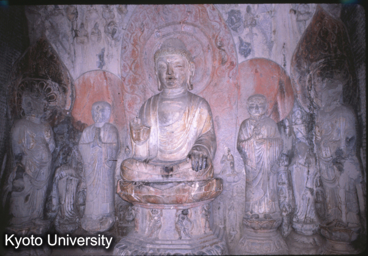 51-35_龍門 万仏洞 藻井 (1)