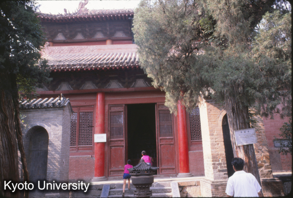 53-11_洛陽 白馬寺 毘盧閣 「清涼台」（後漢明帝求法伝説）基台上に建つ (1)