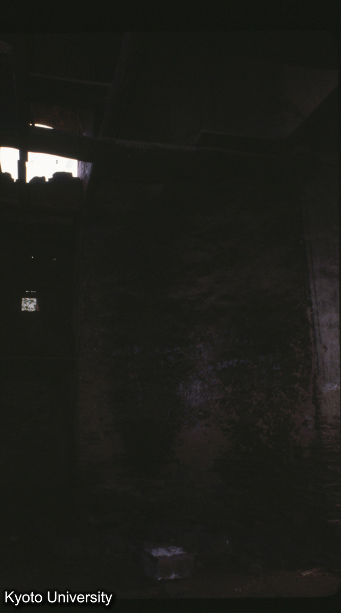 55-14_崇岳寺塔 初層内部 (1)