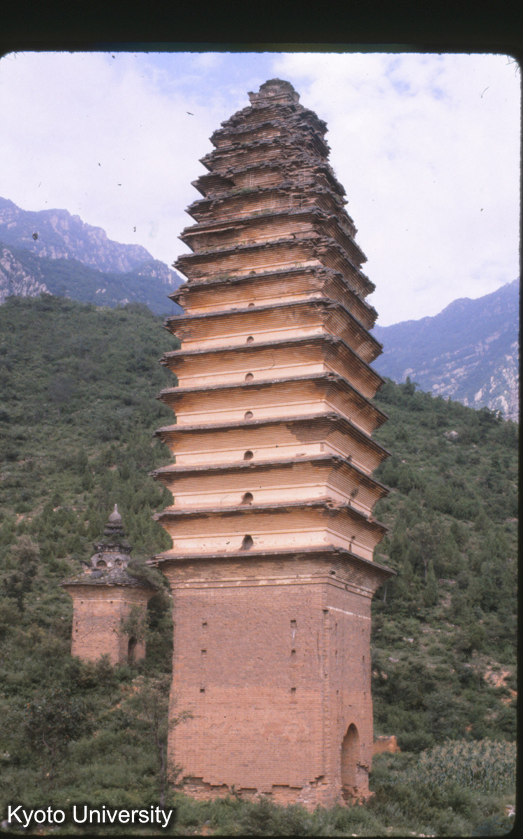 56-2_嵩山 法王寺塔 (1)