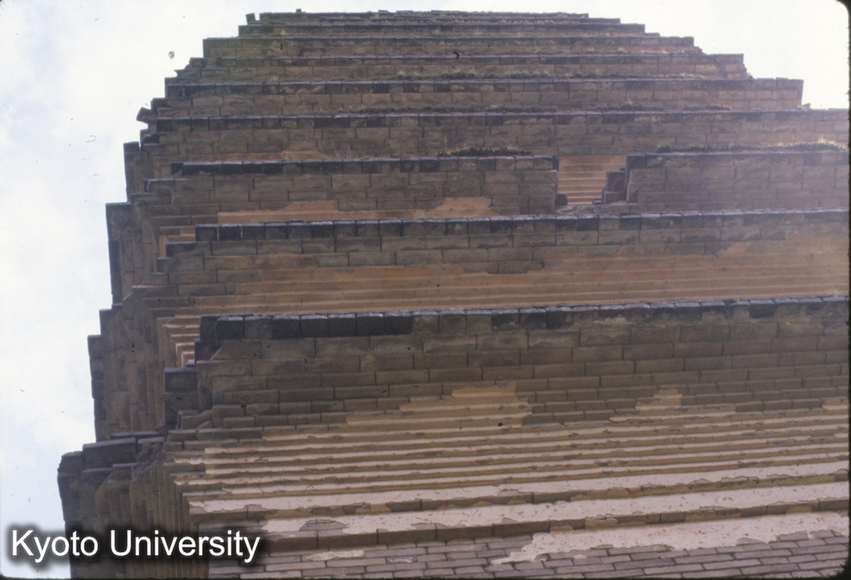56-6_嵩山 法王寺塔 外檐凸出曲線 (1)