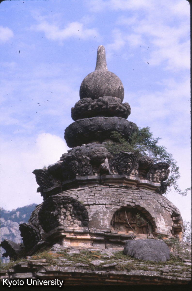 56-15_嵩山 法王寺 単層墓塔（SE）刹 盛唐? (1)