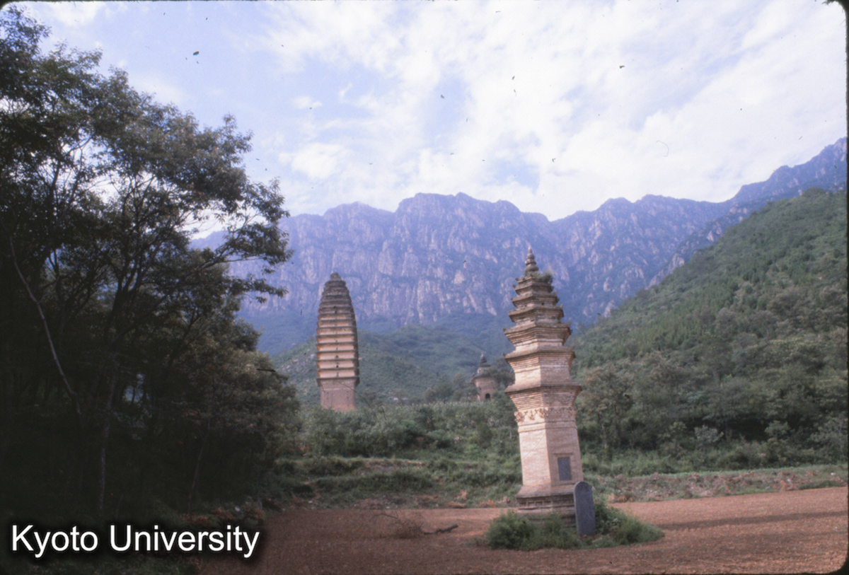 56-20_嵩山 法王寺 七層墓塔（W）元・延祐3（1316）という? (1)