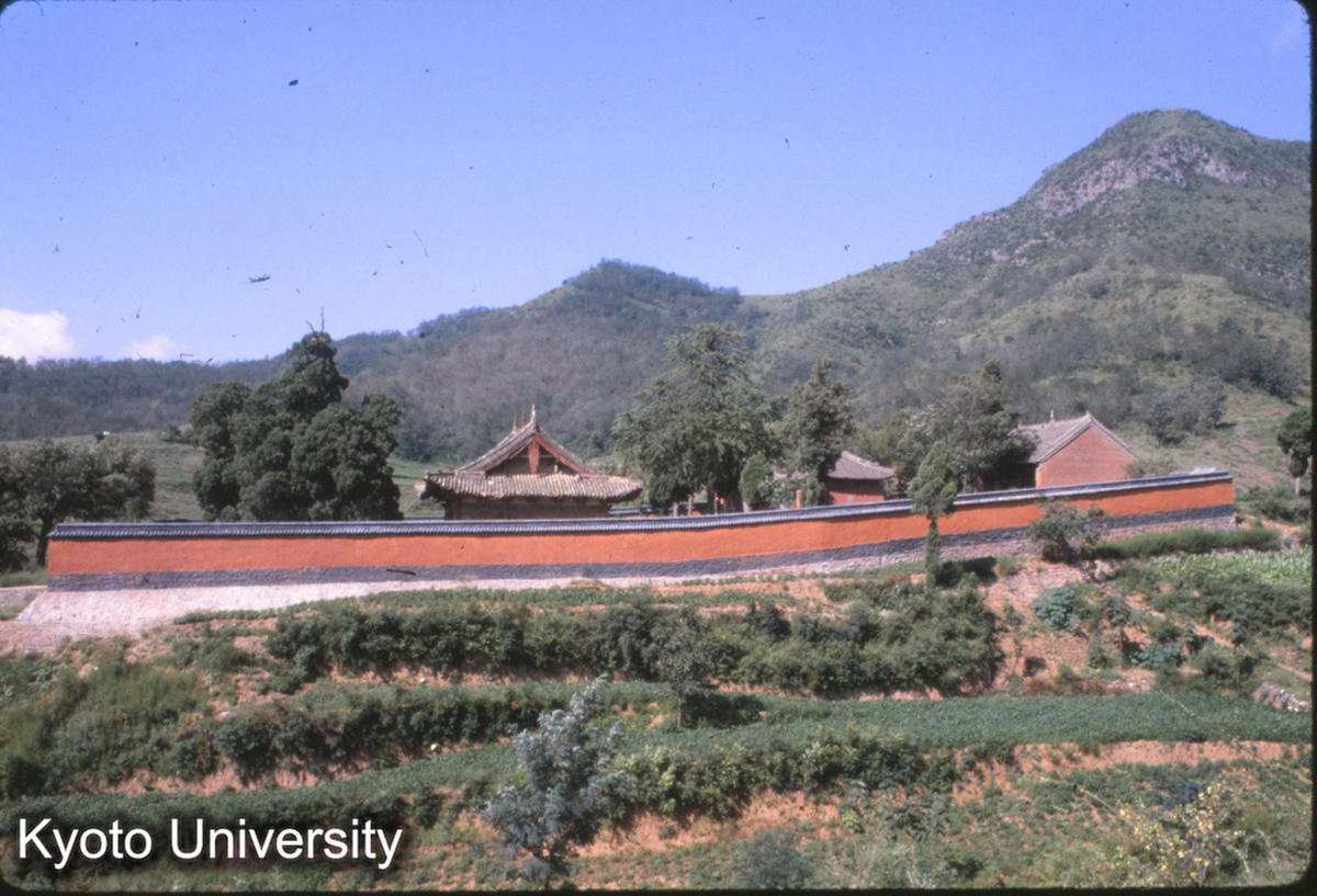 57-24_少林寺 初祖庵全景 大殿・宋 宣和7年（1125） (1)