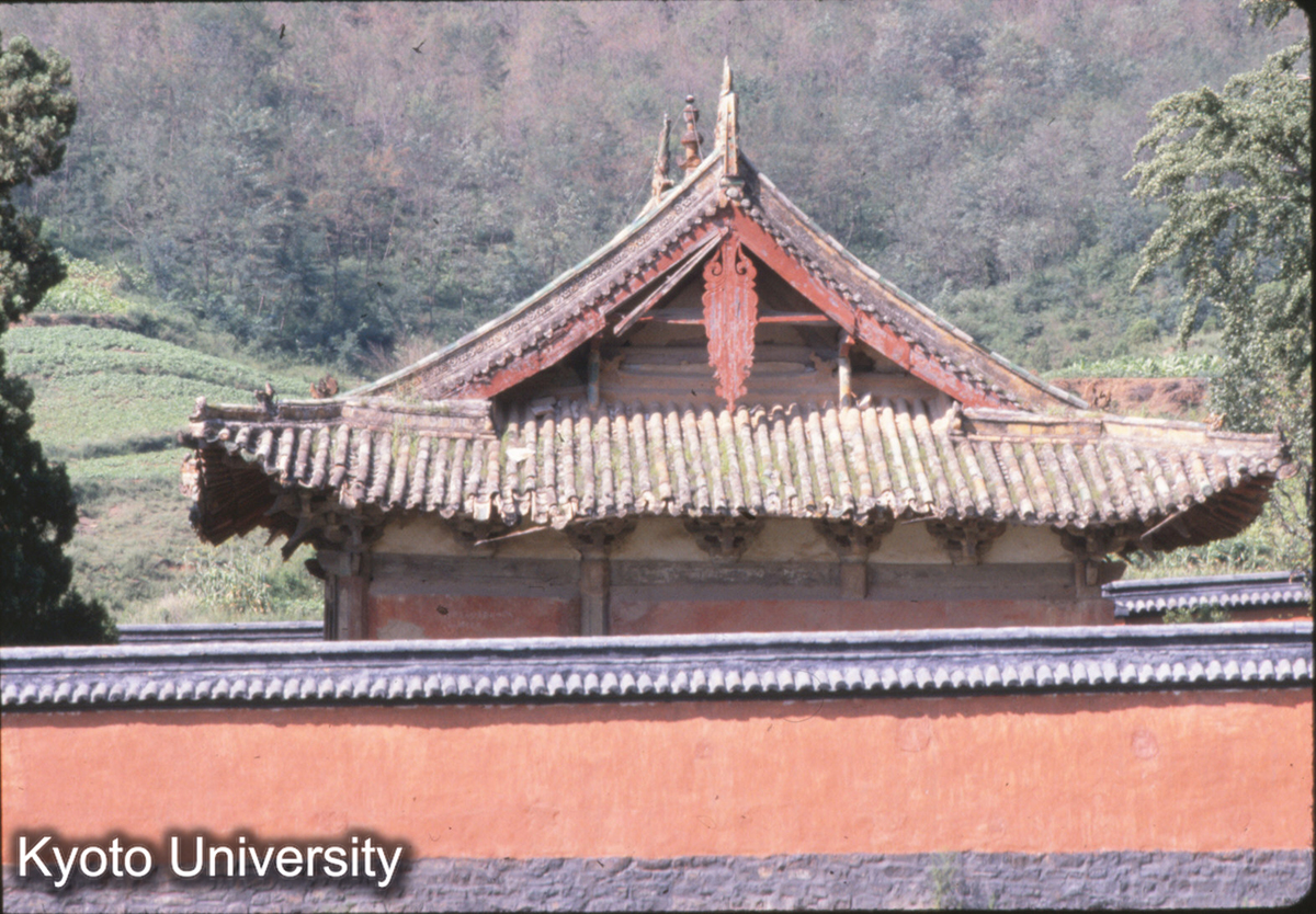 57-27_少林寺 初祖庵大殿東側面 (1)