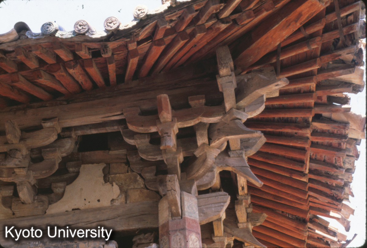 58-5_少林寺 初祖庵大殿 隅ノキ・斗栱 (1)