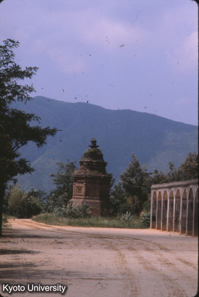 59-21_登封会善寺登封禅師塔 唐 天宝5（746） (1)