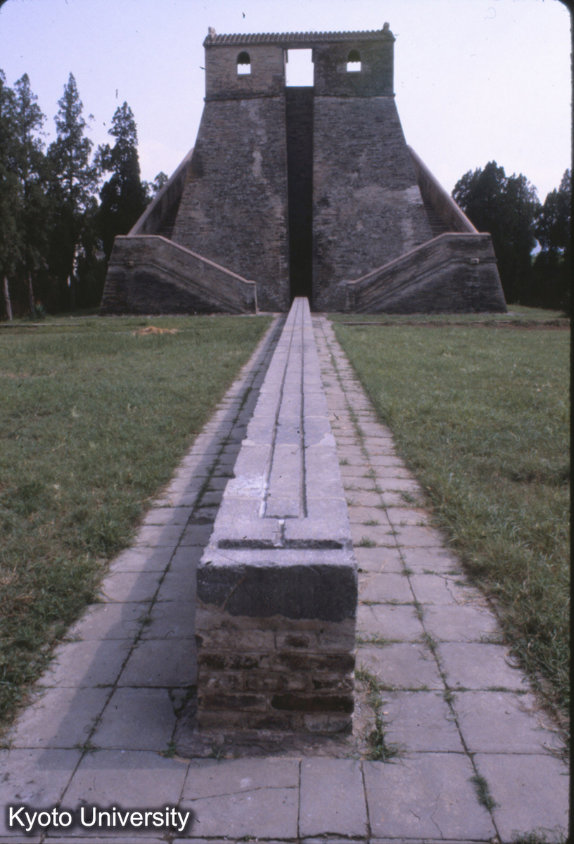 59-34_告成 観星台 (1)