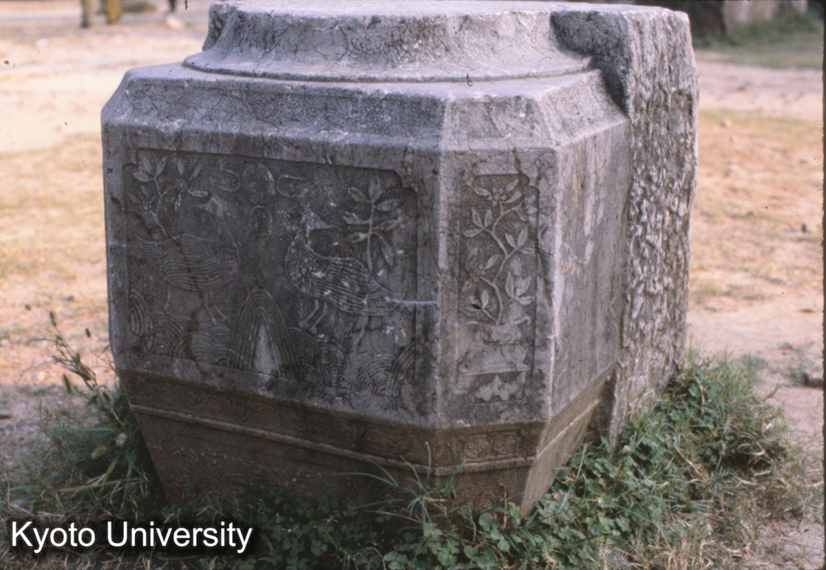 61-16_南京明故宮 旧柱礎 (1)