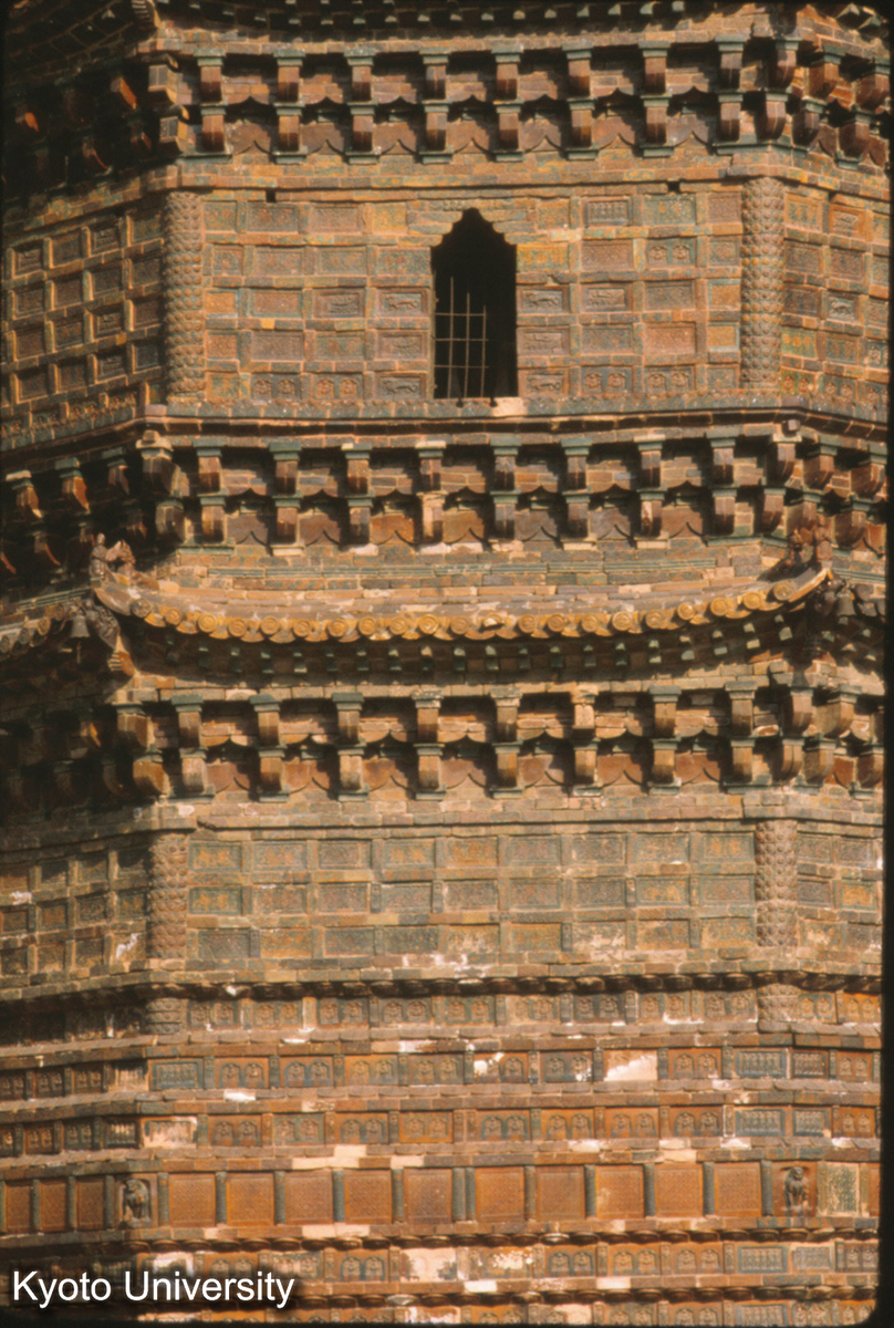 64-36_開封 鉄塔 (1)