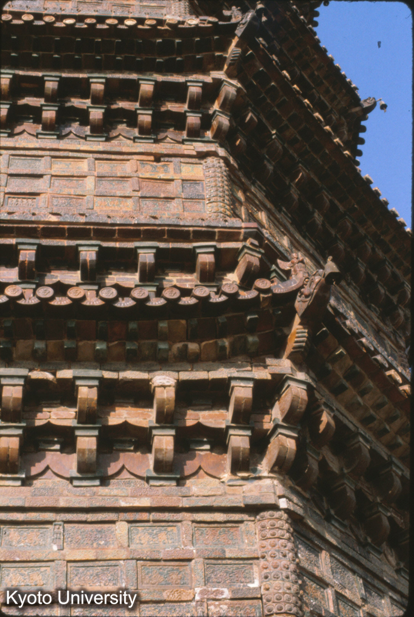 65-10_開封 鉄塔 転角 (1)