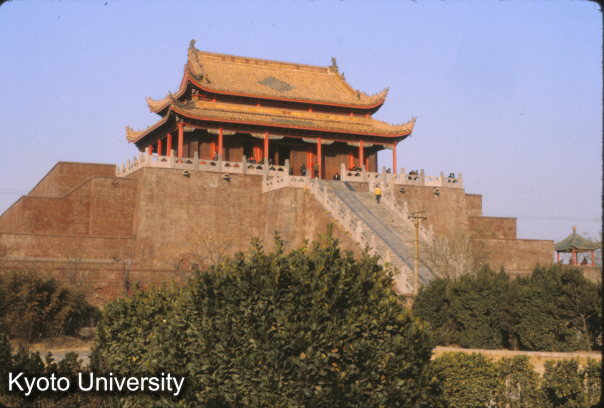 65-32_開封 龍亭（北宋開封宮殿址） (1)