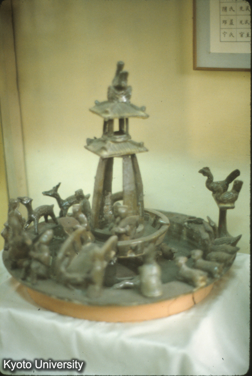 66-11_陶水榭 東漢 浙川県出土（河南省博物館） (1)