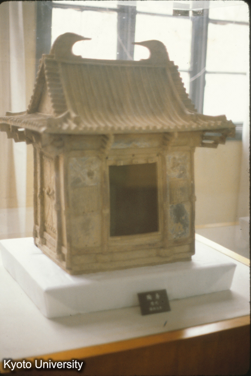 66-16_隋代陶房 洛陽出土（河南省博物館） (1)