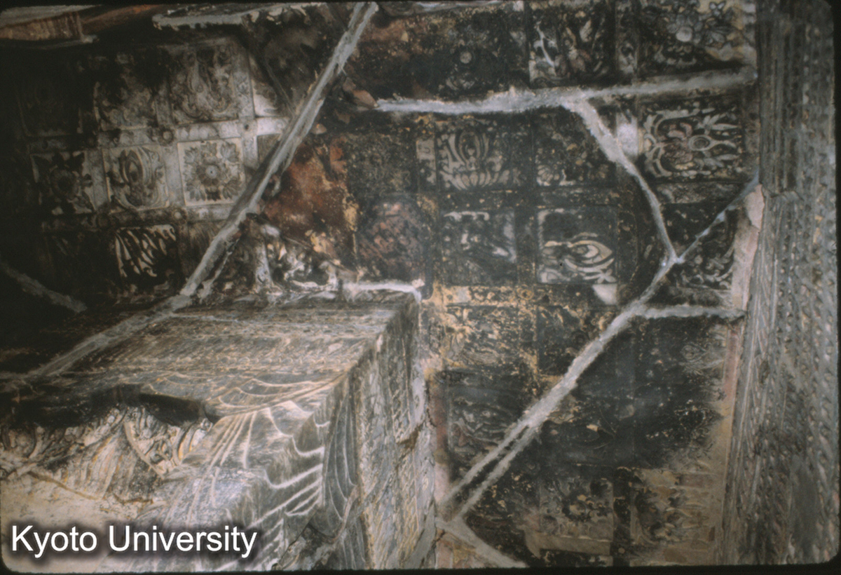 66-33_鞏県石窟 藻井 (1)