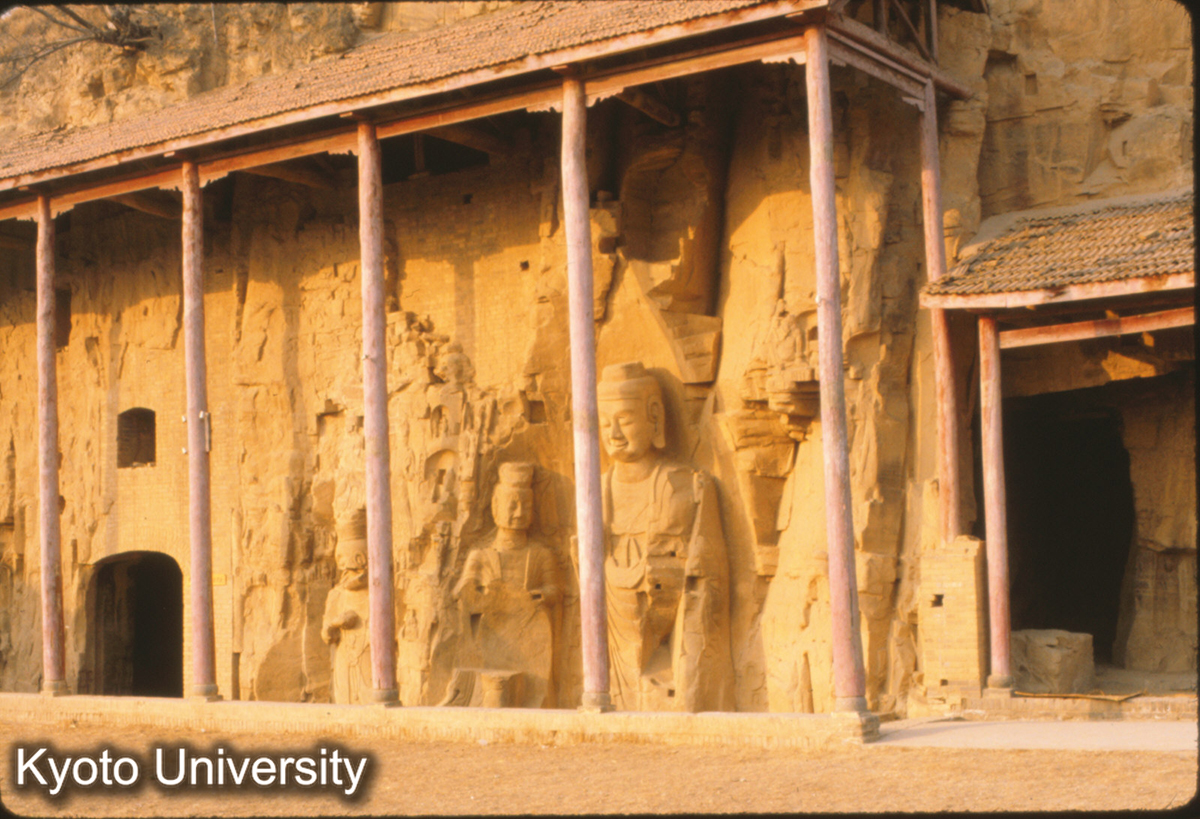 67-11_鞏県石窟 (1)