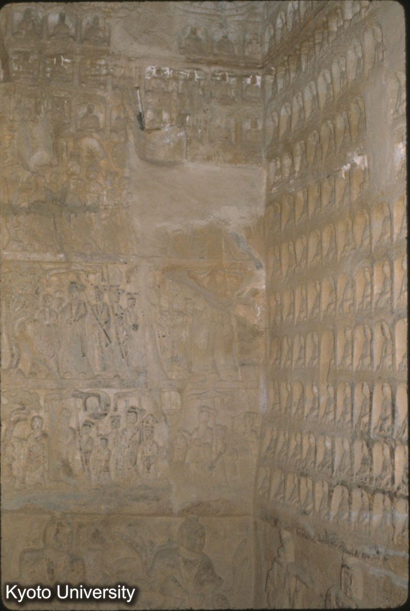 67-16_鞏県石窟 第4窟 礼仏図 (1)