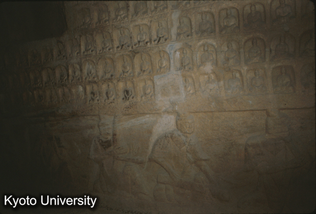 67-19_鞏県石窟 第4窟 楽伎 (1)