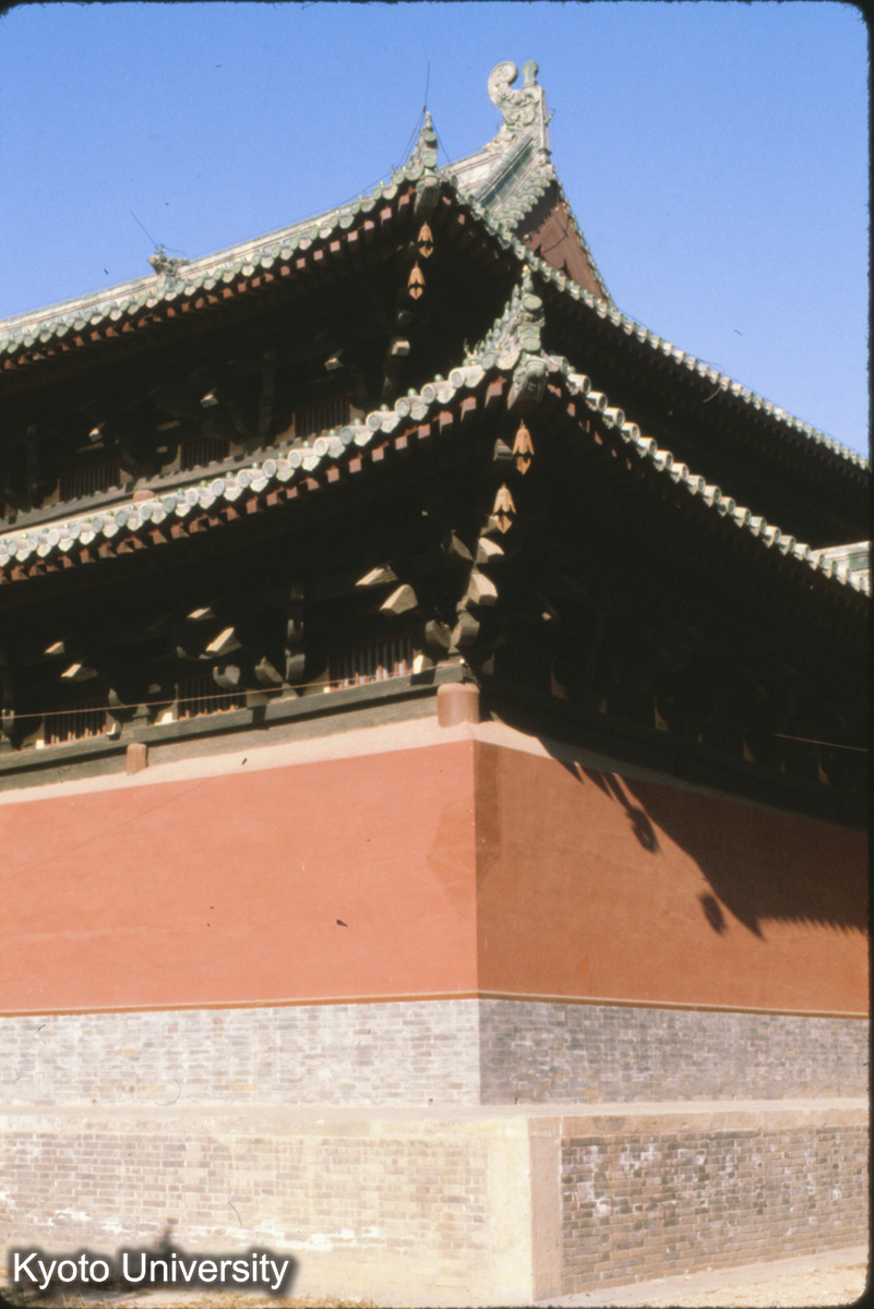 73-15_隆興寺 摩尼殿 東南角 (1)