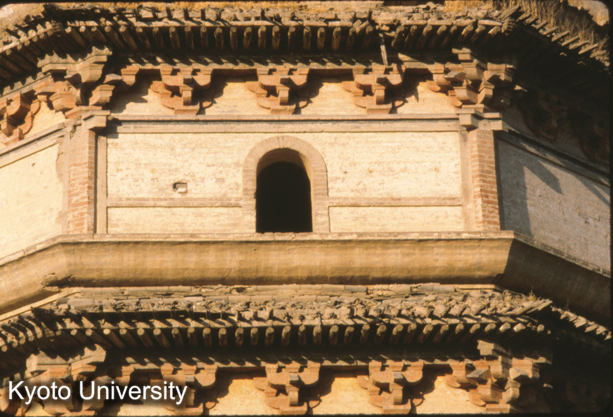 74-19_正定 天寧寺塔 下4級磚砌斗栱 (1)