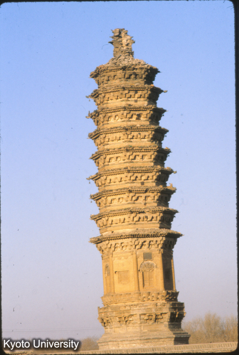 74-27_正定 臨済寺清塔 8角9級 金大定25（1185） (1)