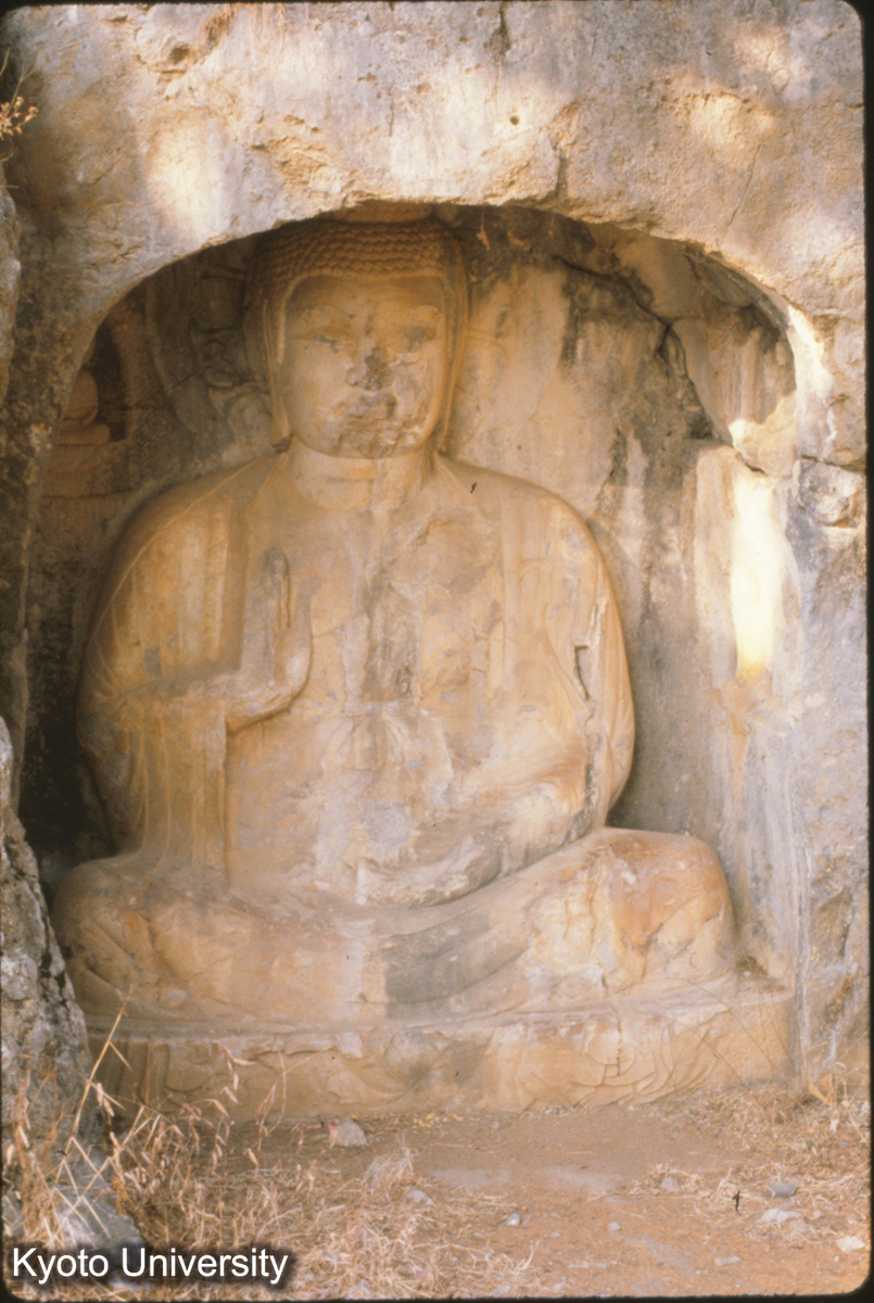 75-23_歴城 神通寺千仏崖 (1)