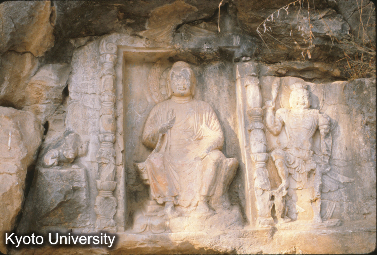 75-35_歴城 神通寺千仏崖 (1)