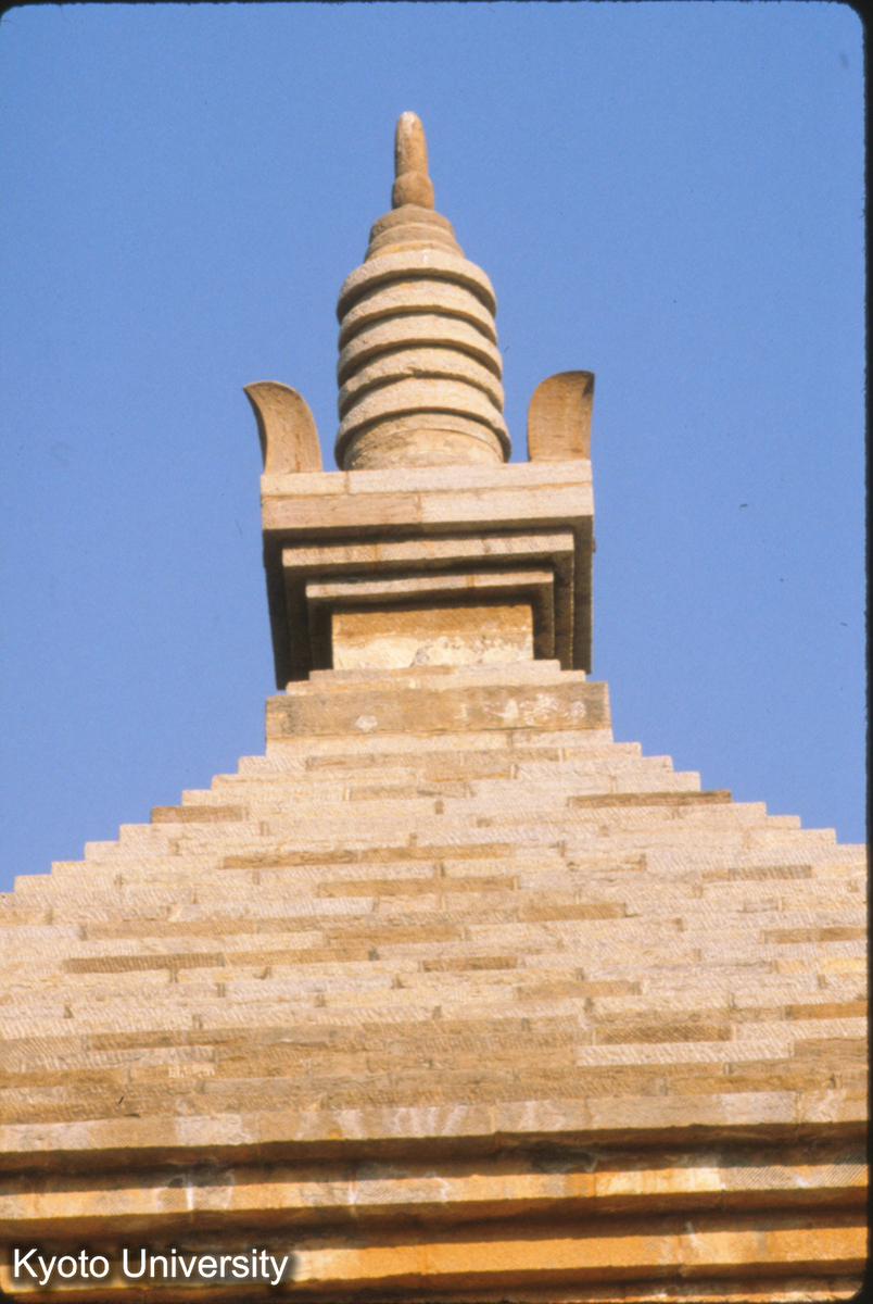 76-23_歴城 神通寺四門塔刹 (1)