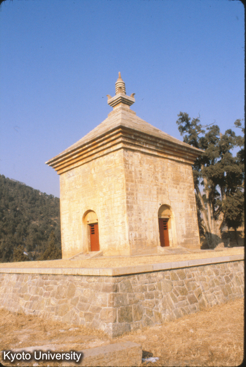 76-27_歴城 神通寺四門塔 (1)