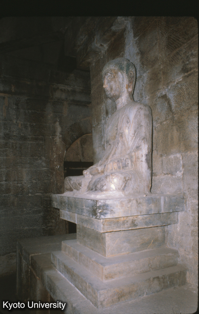 76-31_歴城 神通寺四門塔 内部_81 (1)