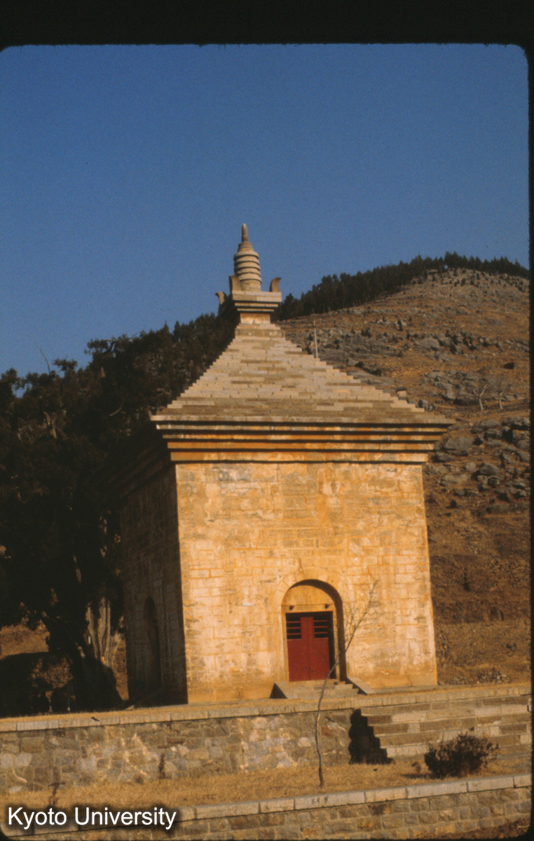 76-36_歴城 神通寺四門塔 (1)