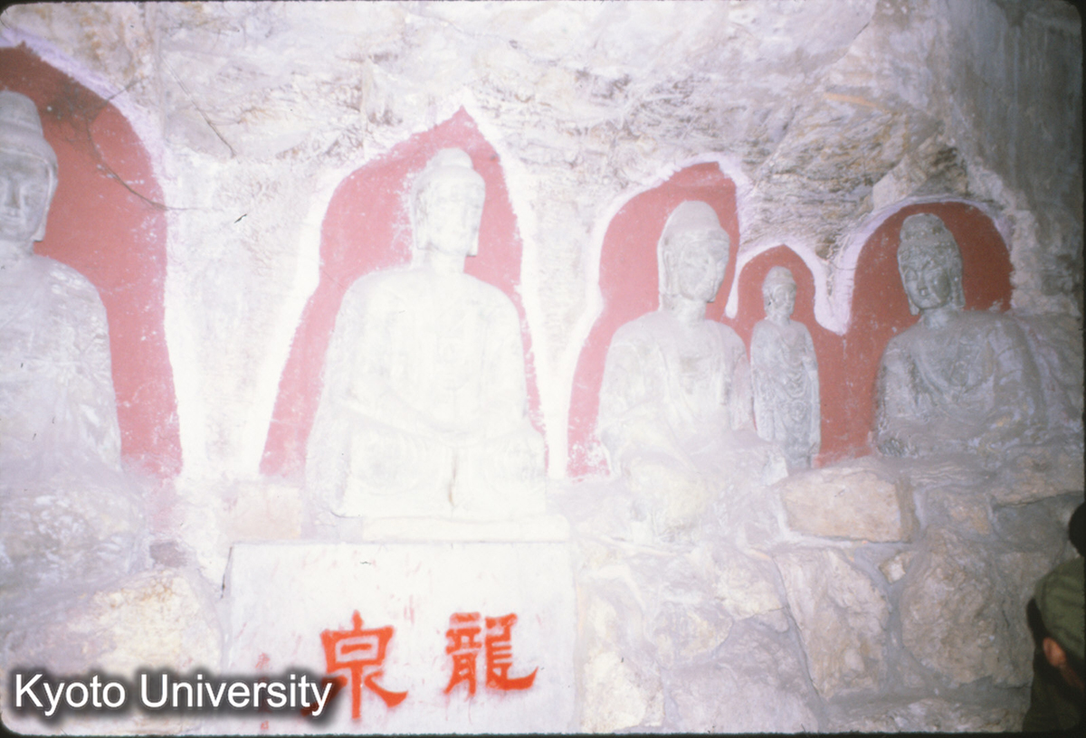 77-13_済南 千仏山寺 龍泉洞 (1)