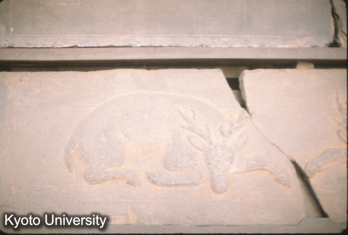 78-2_山東福山県東留公村東漢墓石刻（山東省博物館） (1)