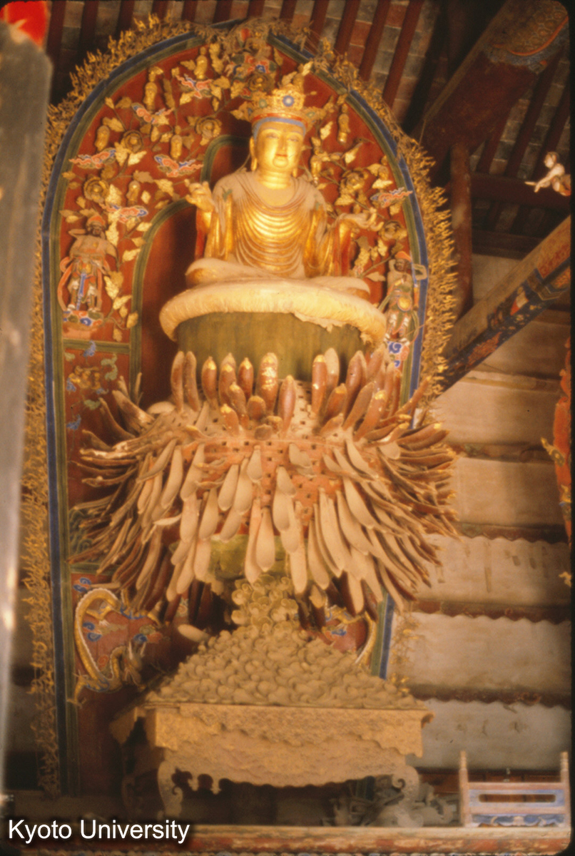 78-13_長清 霊岩寺 千仏殿 主仏 (1)