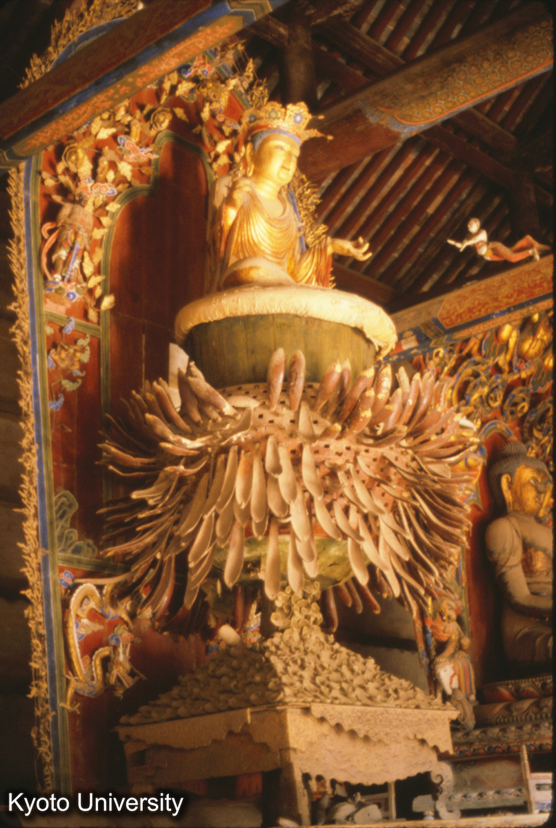 78-14_長清 霊岩寺 千仏殿 主仏 (1)