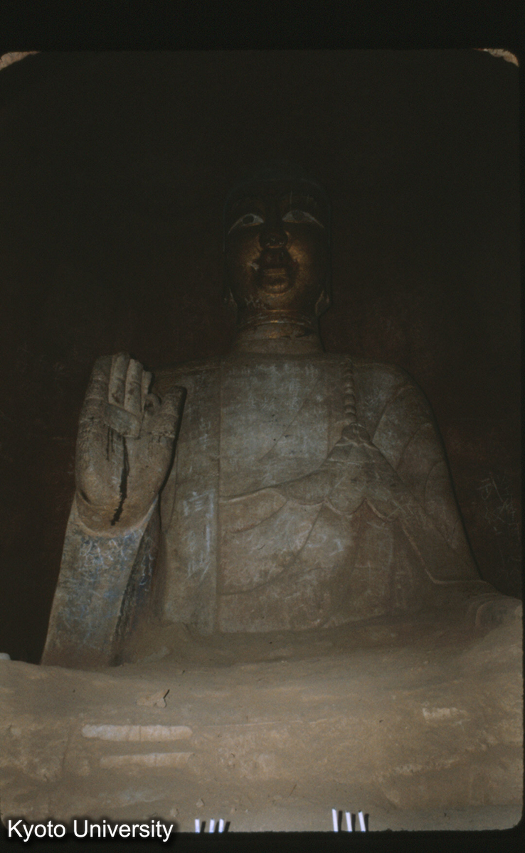 79-17_長清 霊岩寺 方山証盟龕 釈迦如来 (1)