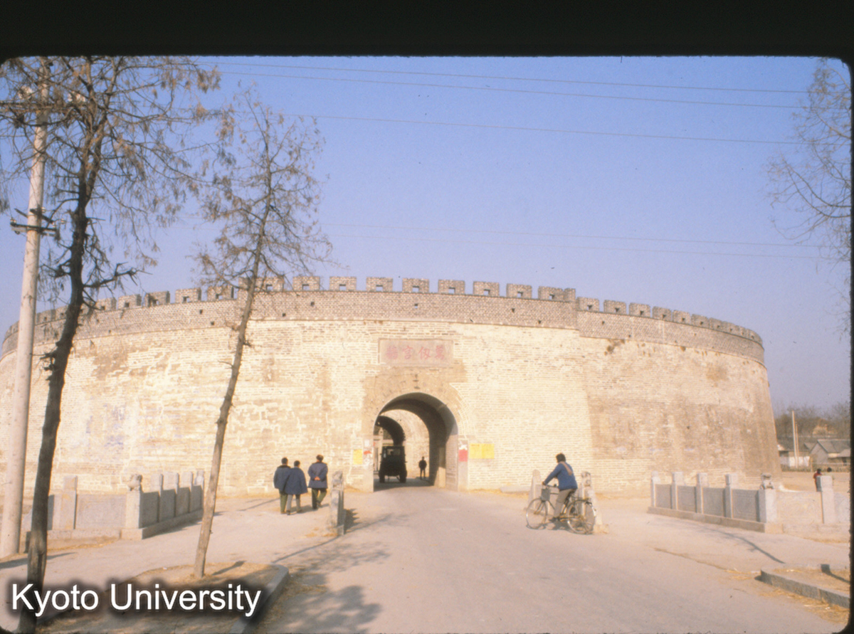 80-4_曲阜 県城南門（甕城） 明代。 孔廟のすぐ南。_81 (1)