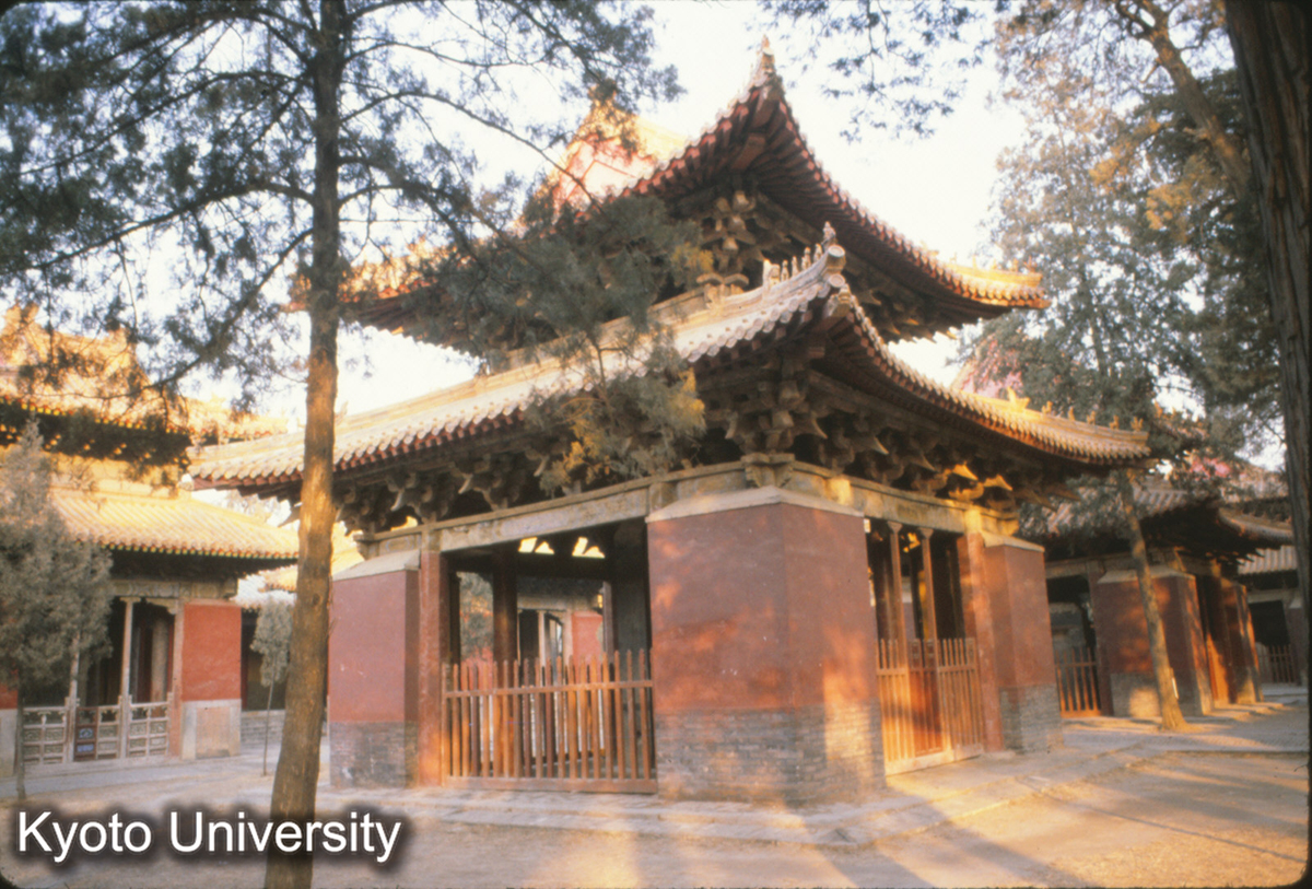 82-27_曲阜 孔廟碑亭八 金 明昌6（1195） (1)