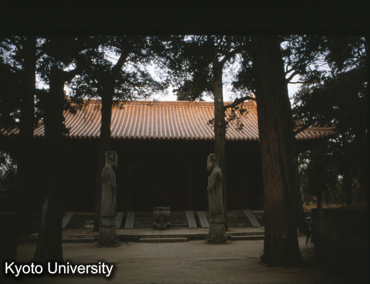 84-8_曲阜 孔林孔子墓 享殿 (1)