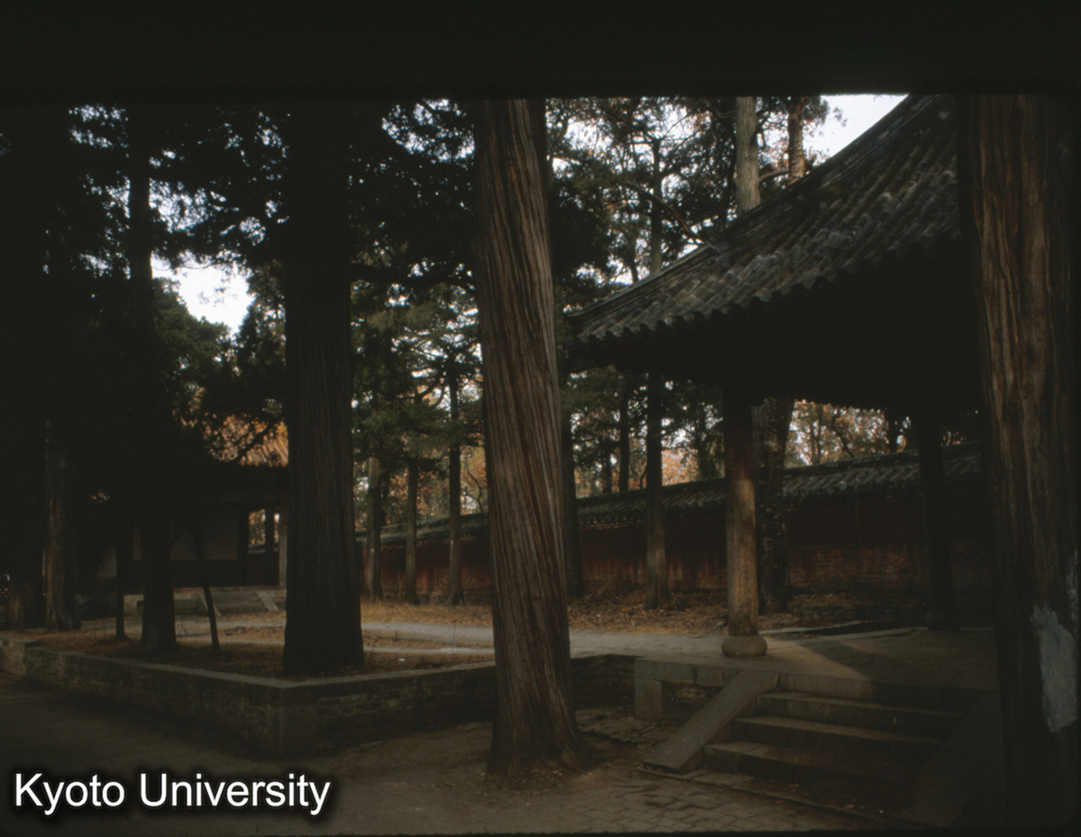 84-17_曲阜 孔林 乾隆楷亭 (1)