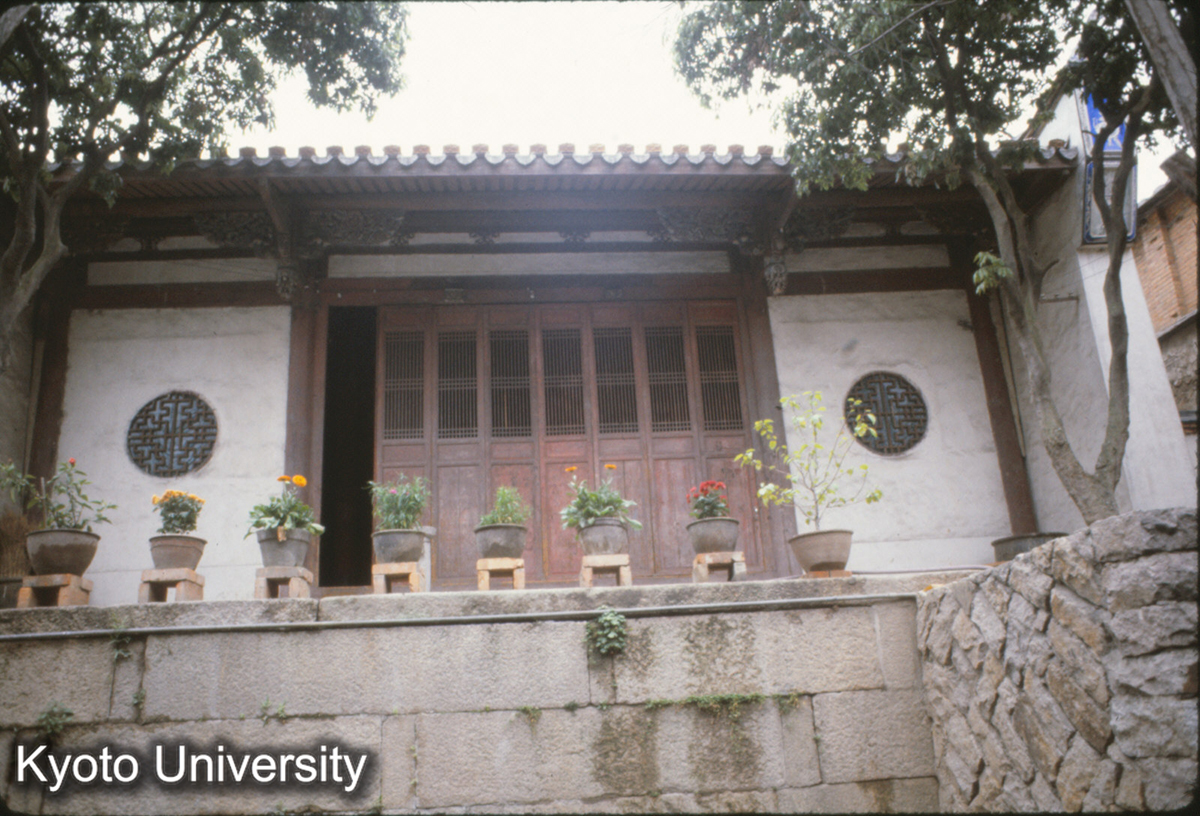 86-26_福州 開元寺大殿（盧舎那仏）民国 (1)