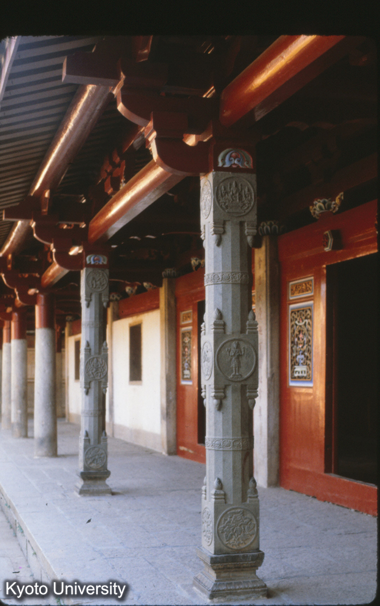 88-30_泉州 開元寺大雄宝殿 後廊 阿育王柱 元代初の泉州バラモン寺廟倒壊、それを転用_81 (1)