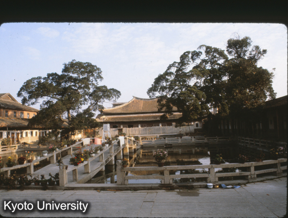 89-5_泉州 文廟 泮池・大成殿_81 (1)