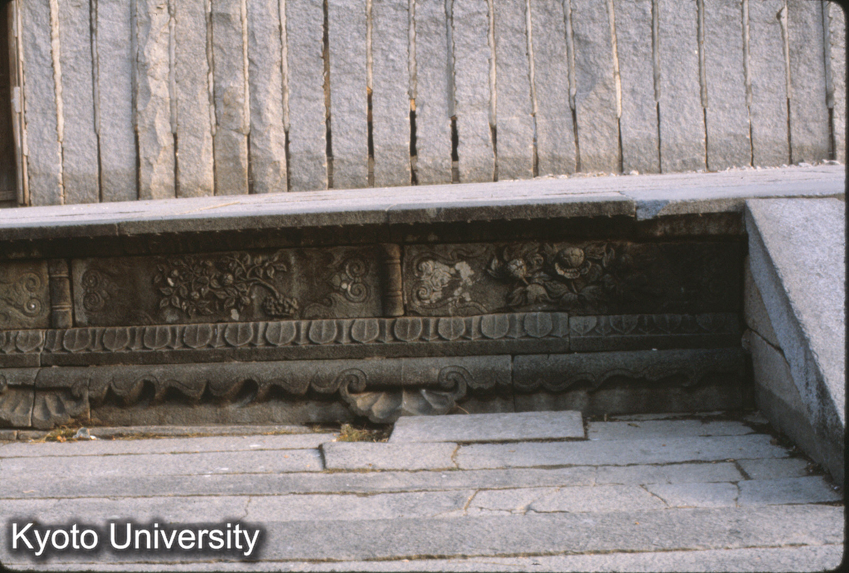 89-11_泉州 文廟大成殿 月台束腰 (1)