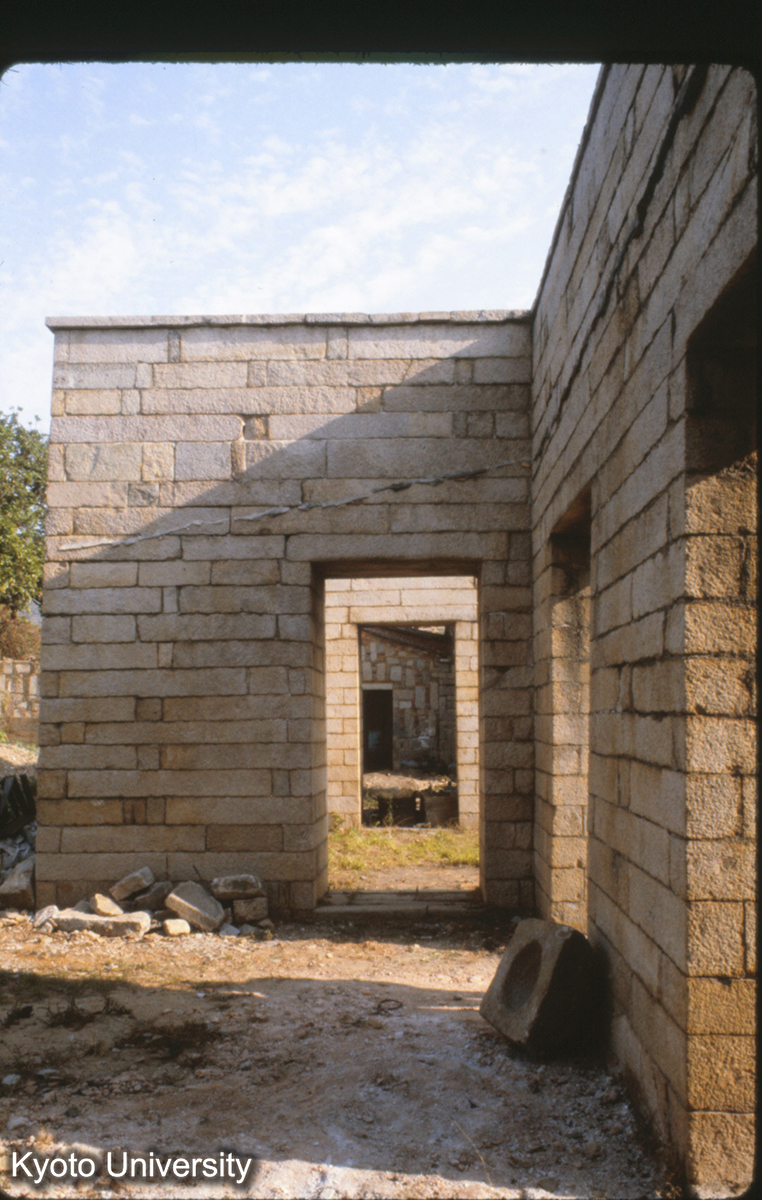 89-28_泉州 清浄寺（聖友寺）礼拝龕の突出 (1)